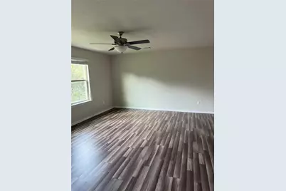 341 Mary Max Cir Circle, San Marcos, TX 78666 - Photo 5