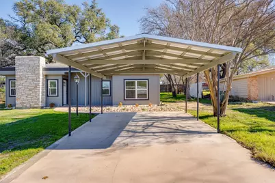 809 N West Street, Burnet, TX 78611 - Photo 3