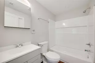 809 N West St, Burnet, TX 78611 - Photo 27