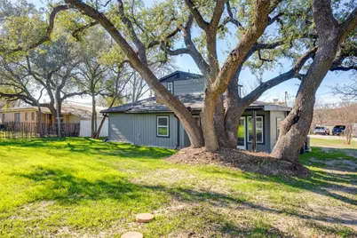 809 N West Street, Burnet, TX 78611 - Photo 33