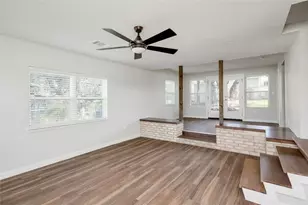 809 N West St, Burnet, TX 78611 - Photo 7