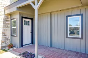 809 N West St, Burnet, TX 78611 - Photo 5