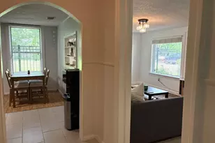 1101 Holly St, Austin, TX 78702 - Photo 17