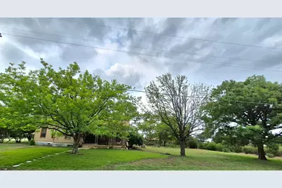 204 W Salty Street, Thorndale, TX 76577 - Photo 7