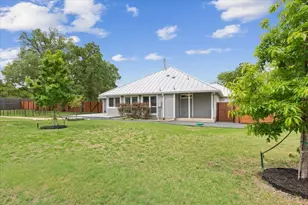 190 Young Ranch Rd, Georgetown, TX 78633 - Photo 39