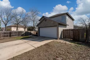 8006 Coco Meadow Dr, Converse, TX 78109 - Photo 3