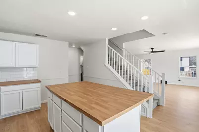 8006 Coco Meadow Drive, Converse, TX 78109 - Photo 9