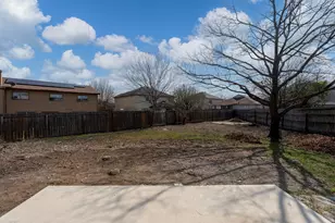 8006 Coco Meadow Dr, Converse, TX 78109 - Photo 25