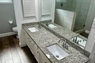 3319 Meadowcreek Dr, Missouri City, TX 77459 - Photo 13