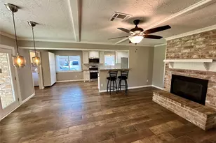 3319 Meadowcreek Dr, Missouri City, TX 77459 - Photo 9