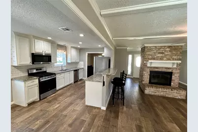 3319 Meadowcreek Drive, Missouri City, TX 77459 - Photo 5