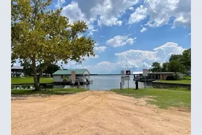 1706 Redwood Drive, Marble Falls, TX 78654 - Photo 25