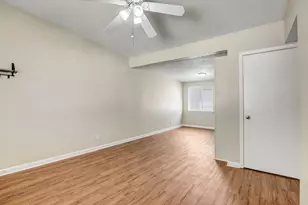 2408 Longview St, Austin, TX 78705 - Photo 7