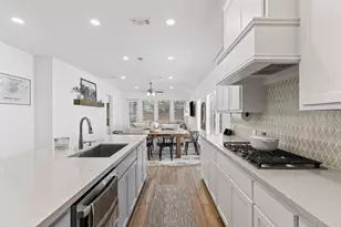 701 Tradewinds Wy, Georgetown, TX 78628 - Photo 17