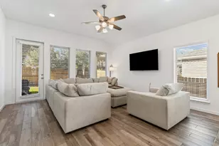 701 Tradewinds Wy, Georgetown, TX 78628 - Photo 19