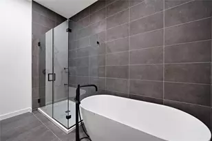 2209 S 1st St, Austin, TX 78704 - Photo 13