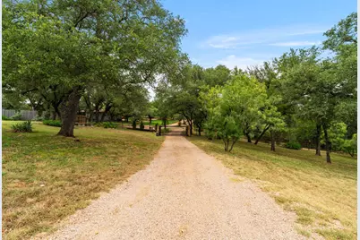 129 Jewel Lane, Spicewood, TX 78669 - Photo 7