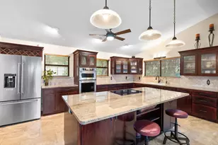 129 Jewel Ln, Spicewood, TX 78669 - Photo 15