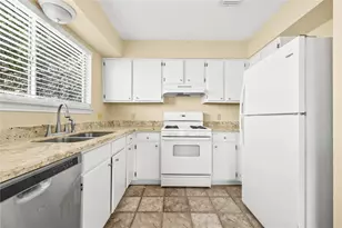 13009 Pollard Dr, Austin, TX 78727 - Photo 17