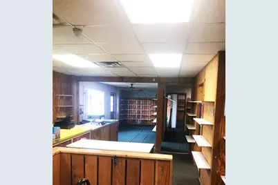 1614 W Cameron Avenue, Rockdale, TX 76567 - Photo 9