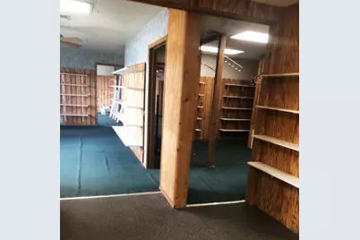 1614 W Cameron Avenue, Rockdale, TX 76567 - Photo 7