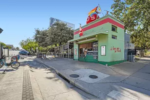 221 Park Ln, Austin, TX 78704 - Photo 29