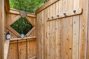 221 Park Ln, Austin, TX 78704 - Photo 23