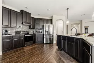 105 W Point Way, Elgin, TX 78621 - Photo 5