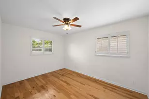 2210 Kenbridge Dr, Austin, TX 78757 - Photo 23