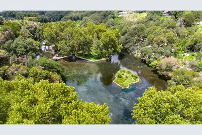 436 Lakeview Boulevard, New Braunfels, TX 78130 - Photo 3