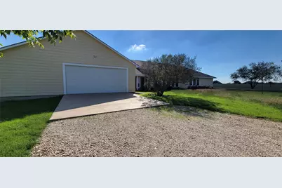 10616 Doyle Road, Del Valle, TX 78617 - Photo 21