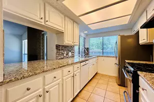 8325 Fathom Cir, Austin, TX 78750 - Photo 7