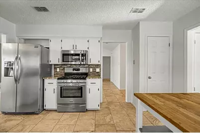 7000 Shadywood Drive, Austin, TX 78745 - Photo 11