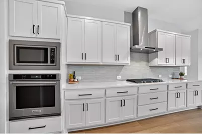 200 Alava Way, Liberty Hill, TX 78642 - Photo 13