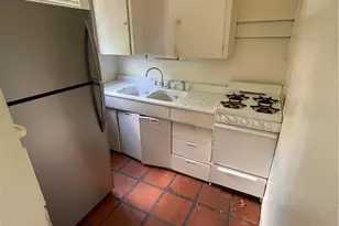 3205 Helms St, Austin, TX 78705 - Photo 3