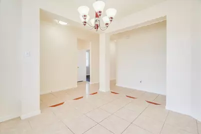 1021 Black Locust Drive W, Pflugerville, TX 78660 - Photo 5