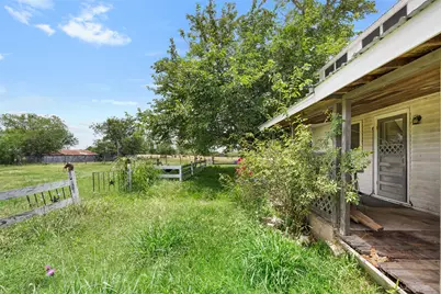 763 Upper Elgin River Road, Elgin, TX 78621 - Photo 9
