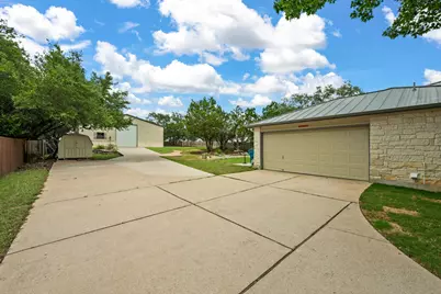 20409 Southbend Street, Lago Vista, TX 78645 - Photo 15