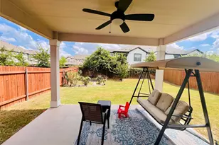 524 Ayinger Ln, Austin, TX 78728 - Photo 19