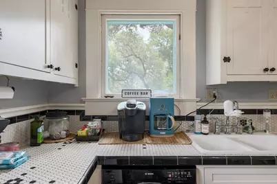 705 Patterson Avenue, Austin, TX 78703 - Photo 13