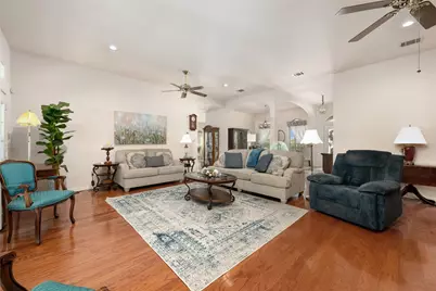 391 Liberty Drive, Liberty Hill, TX 78642 - Photo 5