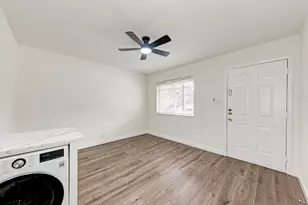 1010 W 23 St, Austin, TX 78705 - Photo 7
