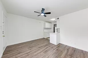 1010 W 23 St, Austin, TX 78705 - Photo 5