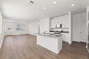 401 The Duke Dr, Jarrell, TX 76537 - Photo 5