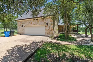 220 Sundance Trail, Dripping Springs, TX 78620 - Photo 33
