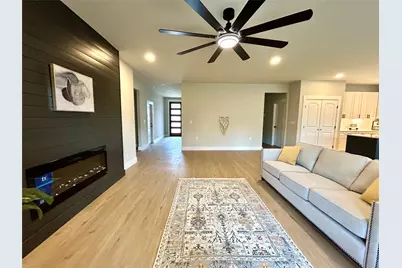 104 Waimanalo Lane, Bastrop, TX 78602 - Photo 5