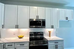 104 Waimanalo Ln, Bastrop, TX 78602 - Photo 13
