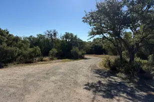 350 Hugo Rd, San Marcos, TX 78666 - Photo 7