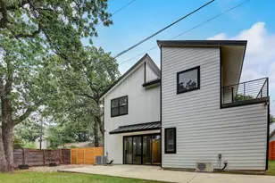 2507 Rogge Ln, Austin, TX 78723 - Photo 27