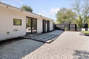 5261 Meadow Creek Dr, Austin, TX 78745 - Photo 27